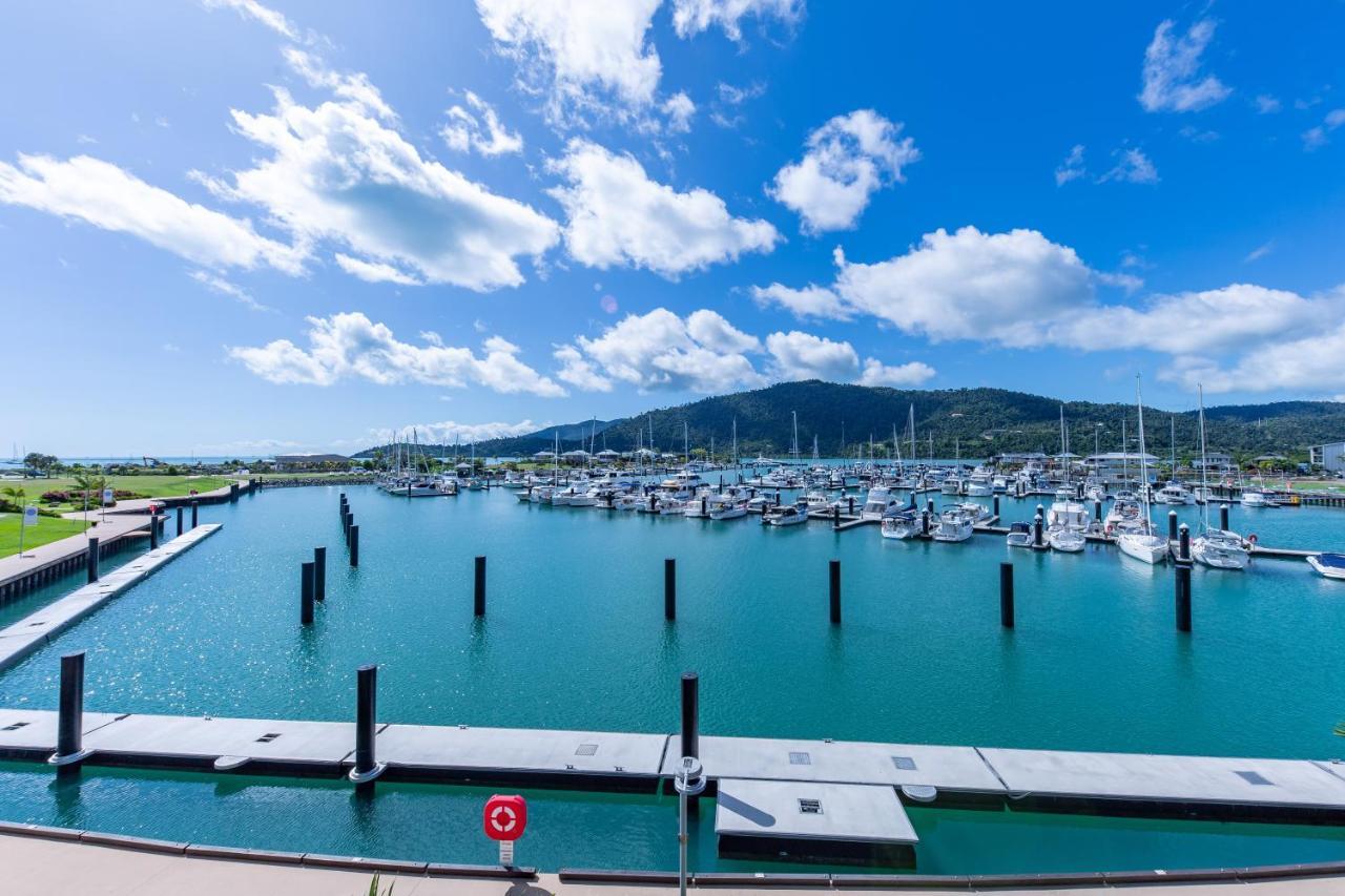 Ferienwohnung Seas The Day At The Marina Airlie Beach Exterior foto
