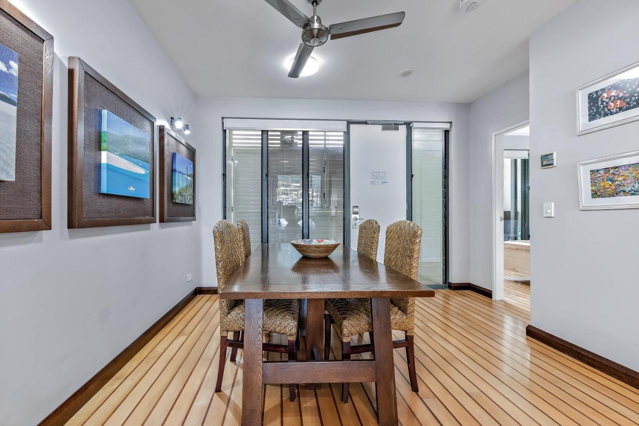 Ferienwohnung Seas The Day At The Marina Airlie Beach Exterior foto